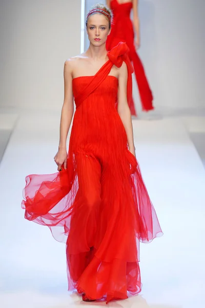 Look 64